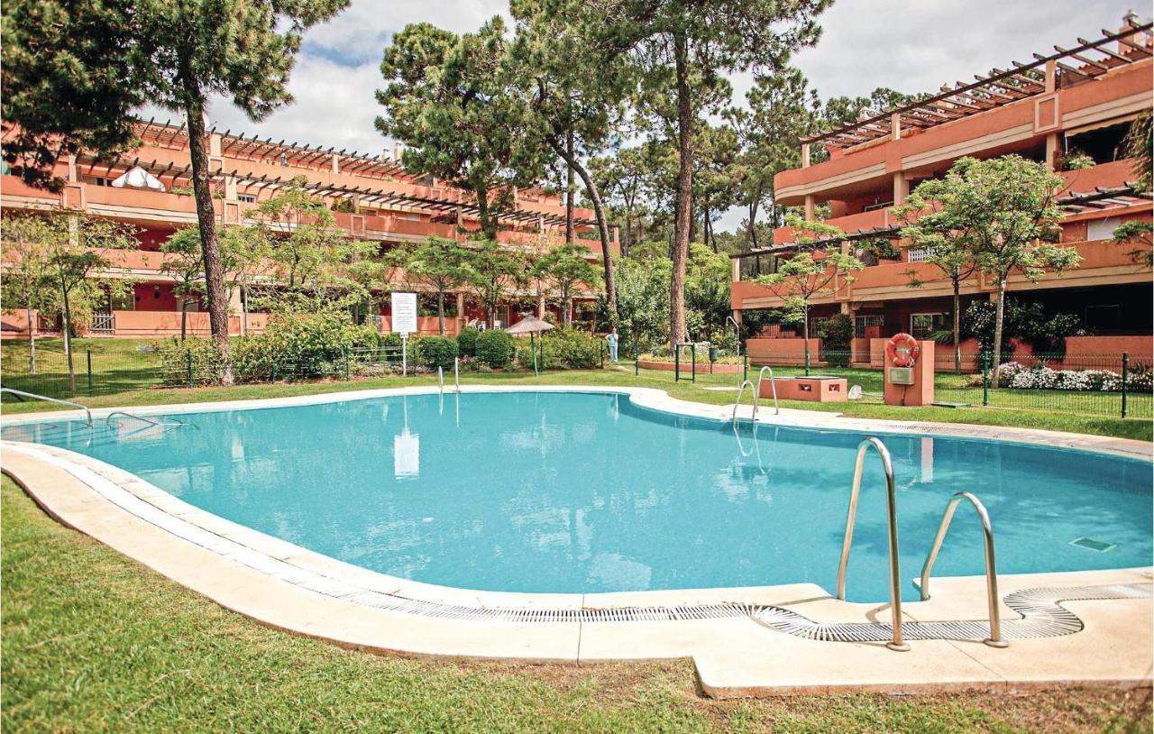 Stunning Apartment In Marbella W/ Outdoor Swimming Pool, Wifi And 2 Bedrooms ภายนอก รูปภาพ